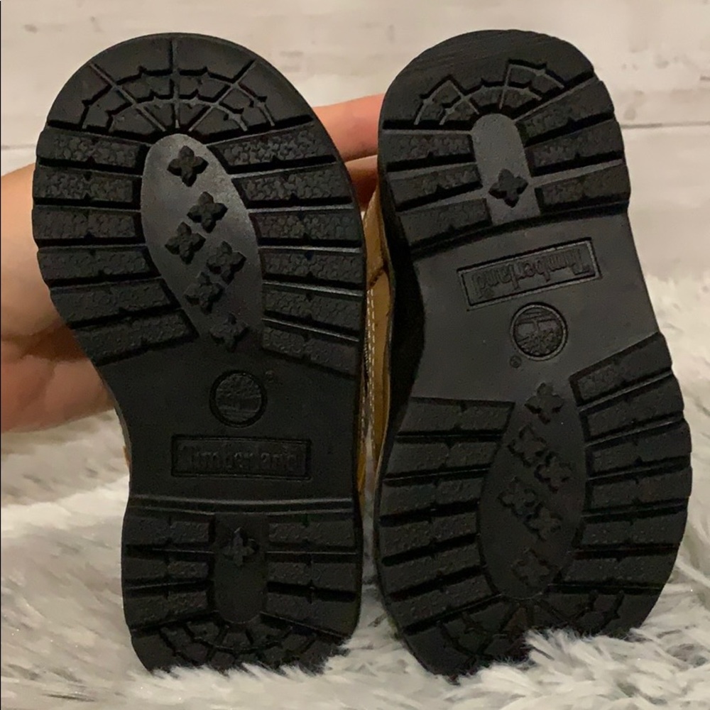 Timberland | Toddler Size 6 - Picture 7 of 7